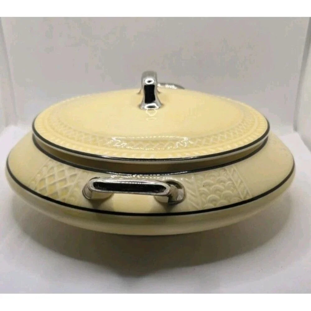 VTG H. L. 1929 Trellis Casserole w Lid Yellow Black Line Platinum Handles MCM